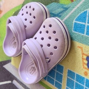 Toddler crocs